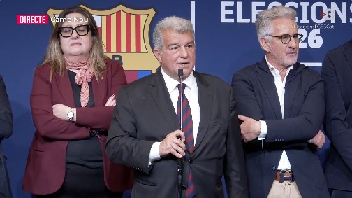  巴萨迎来新篇章，拉波尔塔胜选连任；团结力量推动俱乐部迈向辉煌。 体育新闻 巴萨迎来新篇章，拉波尔塔胜选连任；团结力量推动俱乐部迈向辉煌。 体育新闻