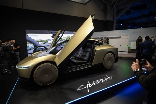  特斯拉Cybercab商标风波再起；法国饮料商卷入恶意抢注指控。 IT技术 特斯拉Cybercab商标风波再起；法国饮料商卷入恶意抢注指控。 IT技术