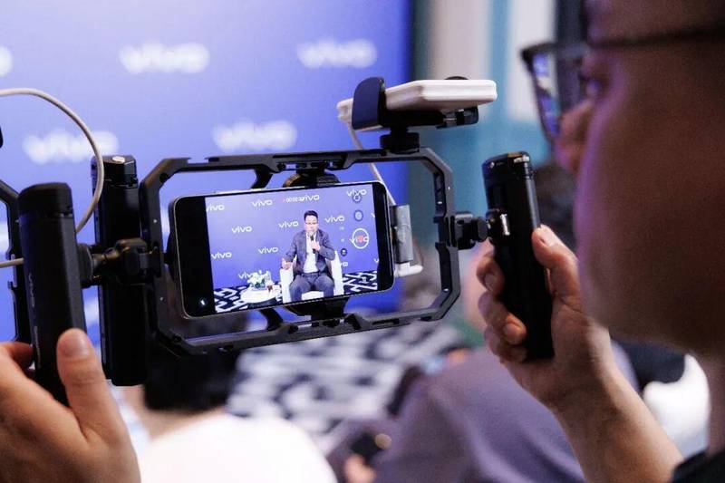  被忽视的物理鸿沟：AI如何重构智能终端的底层逻辑 IT技术