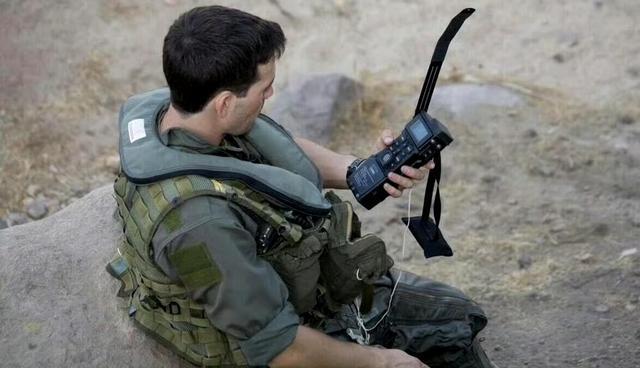  救援黑科技指南：战场生存与定位装备的秘密获取与应用 新闻