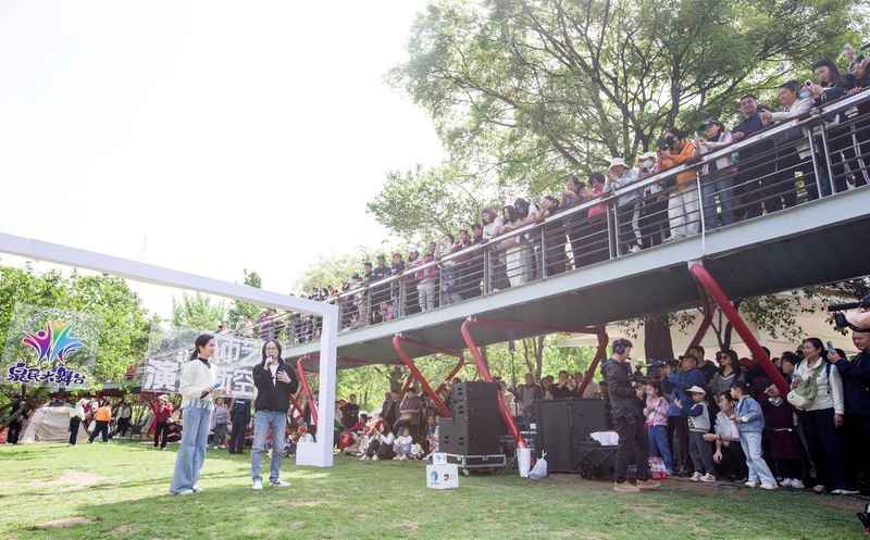  技术赋能下的文化传承：唐磊与《丁香花》二十年音乐生态演进 文化旅游