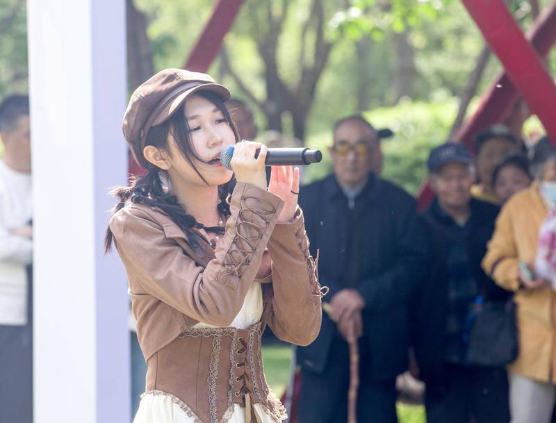  技术赋能下的文化传承：唐磊与《丁香花》二十年音乐生态演进 文化旅游