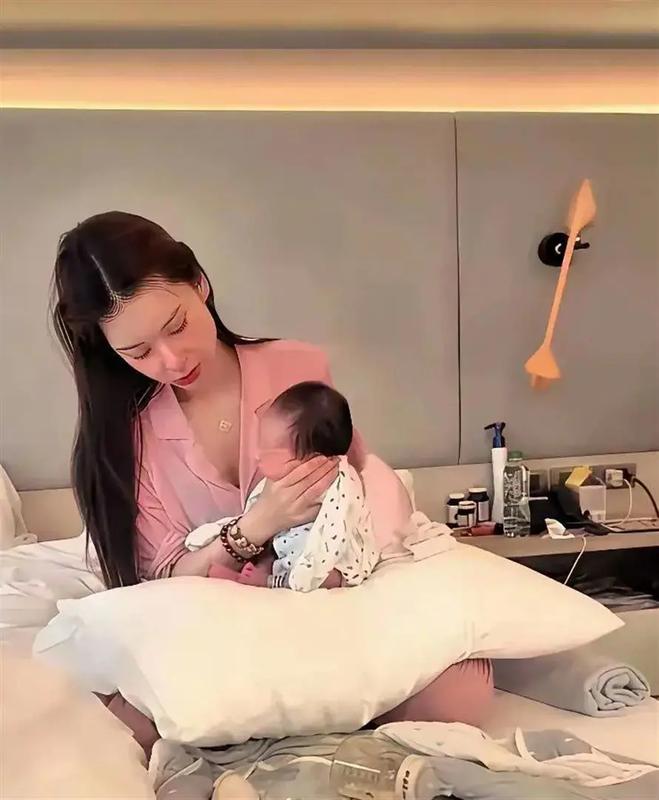  从“滞留台北”到“证件谜题”：麻六记杨总直播辟谣背后的流程真相 娱乐新闻