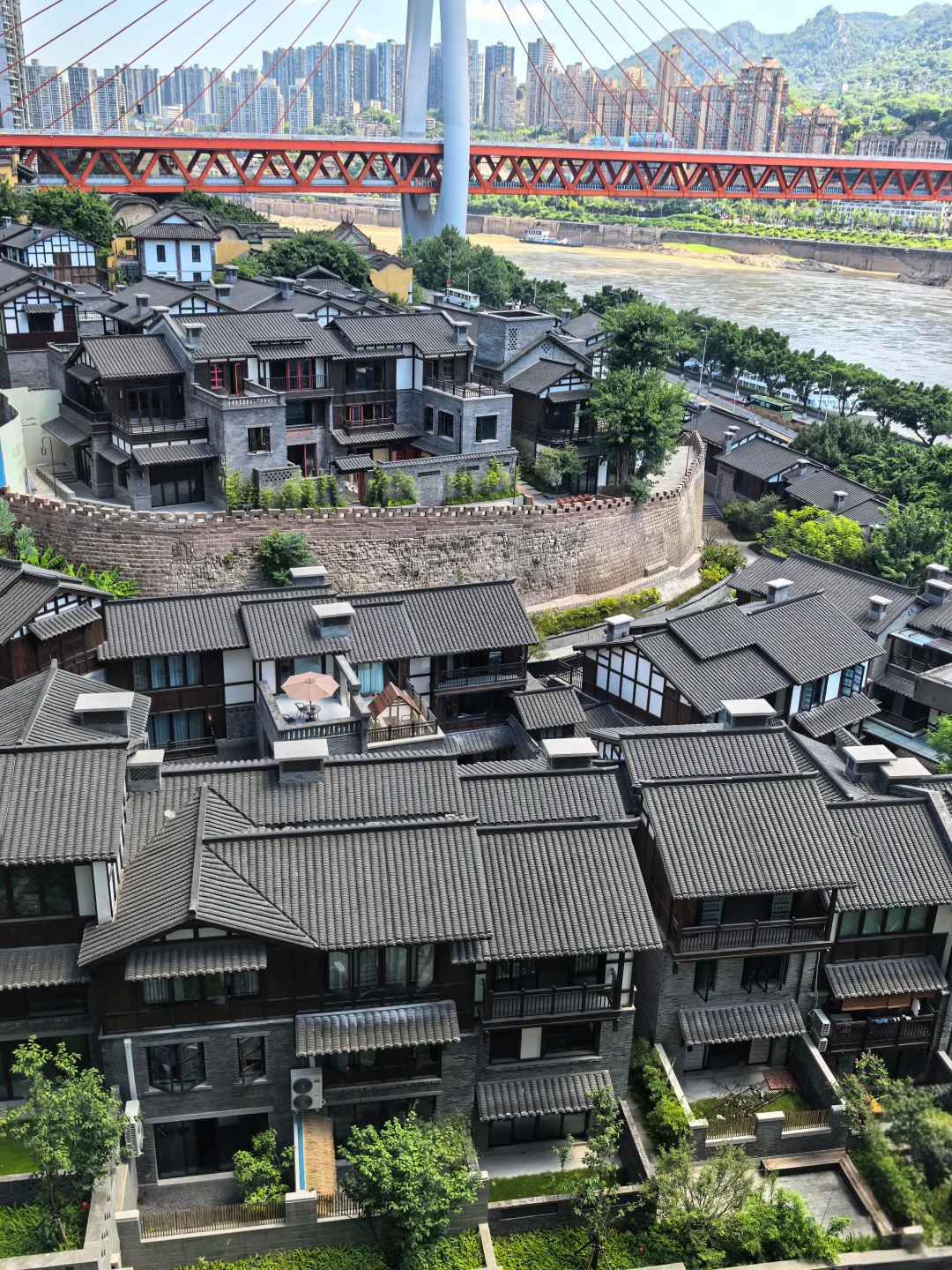  从踩坑到精通：一位技术人深扒重庆纯玩团背后的成本逻辑与服务溢价 新闻