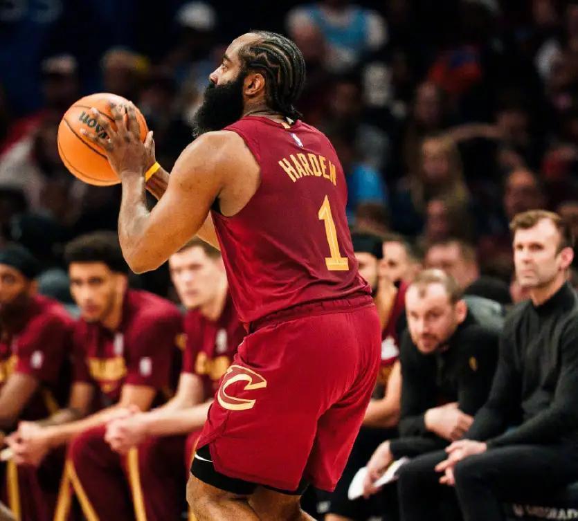  数据拆解：哈登加盟骑士后18胜6负背后的攻防密码 体育新闻