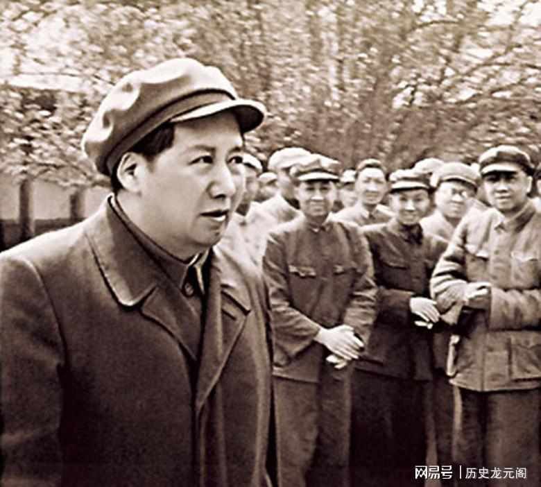 专列两小时的战略深谈:毛泽东如何用楚汉战争重塑许世友 新闻